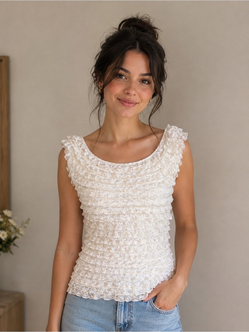 NWT Dress Barn Collection Sleeveless Ruffle Top Cream w/Gold Foil Print Size 4